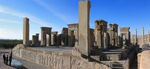 City of Cultures Festival Iran 2018 Ruïnes van de zaal van honderd zuilen in Persepolis